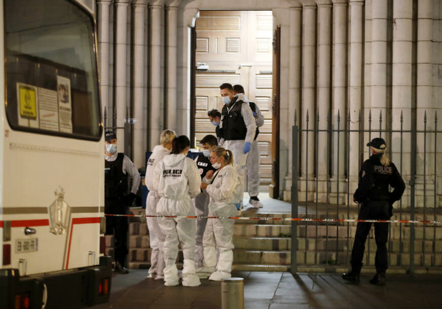 TERORISTI POVEZANI Kod napadača iz Nice pronađene fotografije ubice iz Pariza