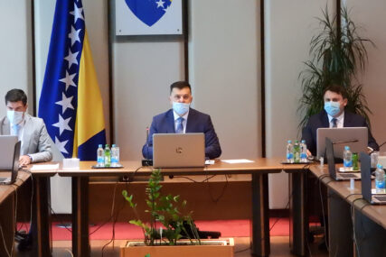 U JUNU TRI PUTA VIŠE MIGRANATA NEGO U MAJU Savjet ministara BiH obavijestio Predsjedništvo o stanju migracija