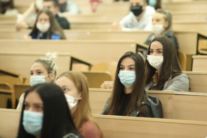Od ponedjeljka redovna nastava na fakultetima u Srpskoj: Obavezna primjena  zdravstvenih preporuka
