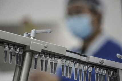 OBAVLJENA PRVA KLINIČKA ISPITIVANJA Kineska vakcina protiv korone bezbjedna u prvim testovima