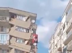POTRAGA PO RUŠEVINAMA U IZMIRU Najmanje četvoro mrtvih i 120 povrijeđenih u zemljotresu (VIDEO)