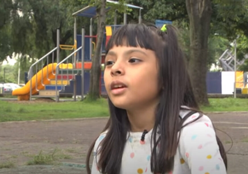 ŽELI DA POSTANE ASTRONAUT Autistična djevojčica ima veći koeficijent inteligencije od Ajnštajna i Hokinga (VIDEO)