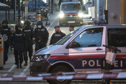 IZ ŠVAJCARSKE PORUČUJU "Dvojica uhapšenih kod Ciriha su PRIJATELJI TERORISTE iz Beča"