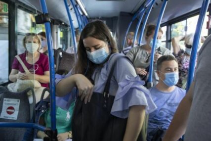 U Austriji uskoro povratak maski: Dramatičan skok broja zaraženih koronom