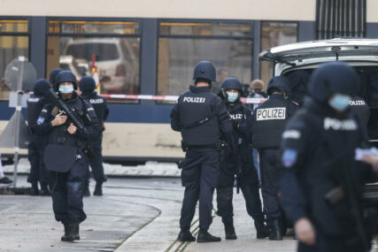 "NAPAD NIJE POČINILA JEDNA OSOBA" Austrijska policija istražuje osumnjičene saučesnike teroriste iz Beča