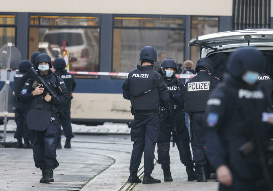 "NAPAD NIJE POČINILA JEDNA OSOBA" Austrijska policija istražuje osumnjičene saučesnike teroriste iz Beča