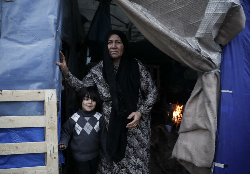 NEMA IZVJEŠTAJA O ŽRTVAMA Požar u izbjegličkom kampu na Samosu