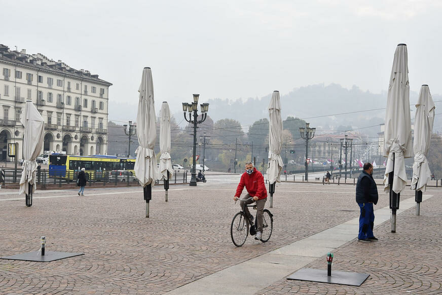 POOŠTRAVAJU SE OGRANIČENJA Italija proširuje "crvene zone", juče oboren rekord novozaraženih