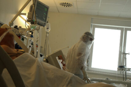 TROJE PREMINULO Zbog virusa korona 15 pacijenata u bolnicama Srpske