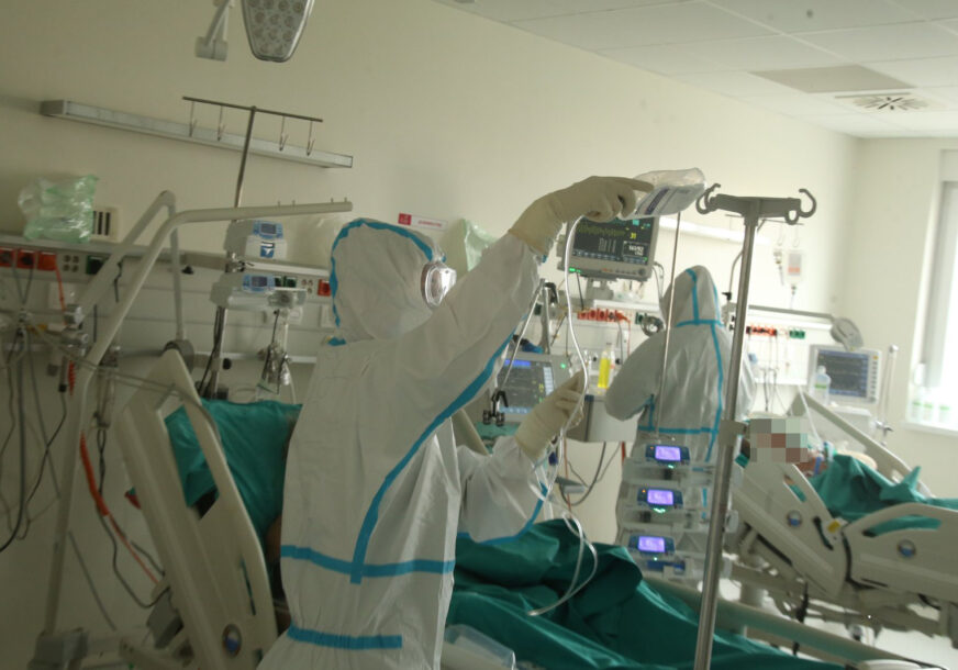 Sve više hospitalizovanih: Virus korona i dalje bukti u Hercegovini, među zaraženim i dvije trudnice