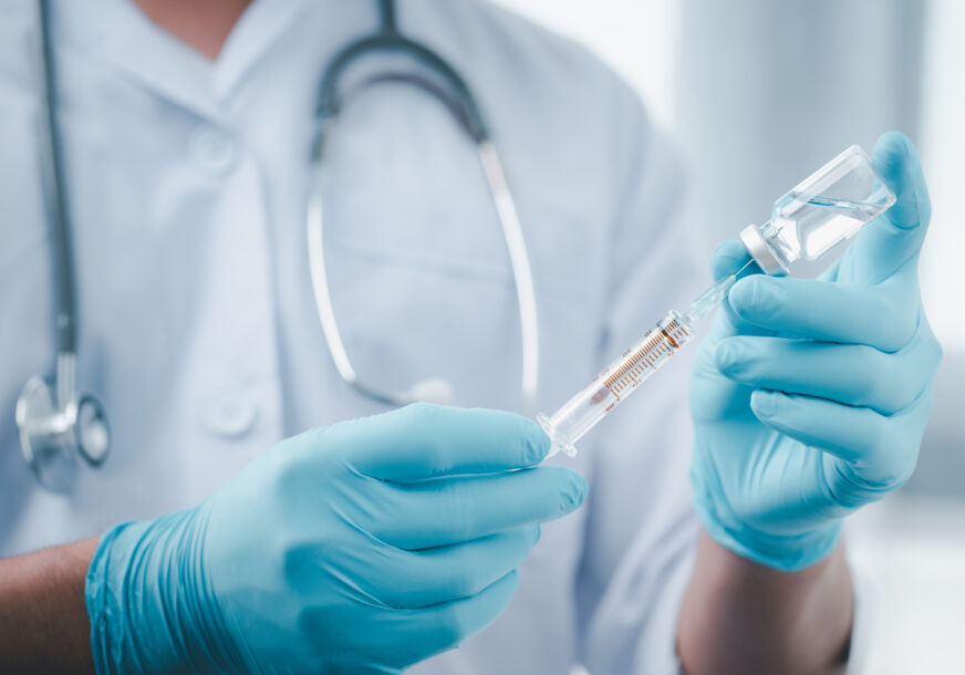 PROUČAVANJA ĆE BITI NASUMIČNO Počela druga i treća faza testiranja ruske vakcine