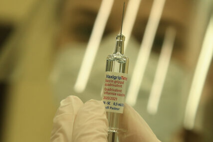 IMUNIZACIJA MALIŠANA Testiranje učinka AstraZeneka vakcine kod djece