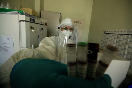 PREMINULA 33 PACIJENTA U Bugarskoj od korona virusa oboljelo još 675 osoba