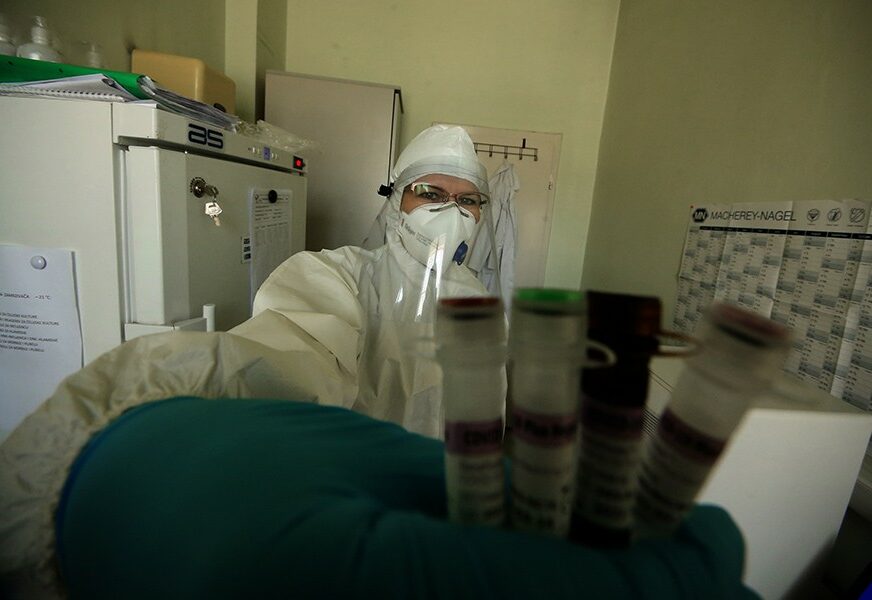 “Imamo mnogo životno ugroženih” Na liječenju u Bijeljini 67 kovid pacijenata, 18 na respiratorima