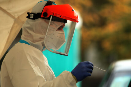 Iz SZO upozoravaju “Pandemija će potrajati i tokom 2022. godine”