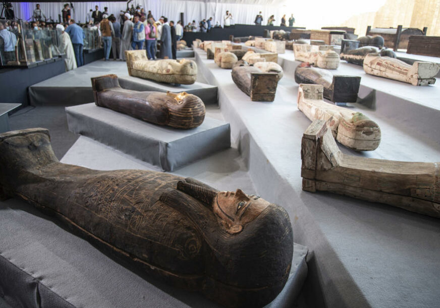 VELIKO OTKRIĆE U EGIPTU Pronađeno više od 100 netaknutih sarkofaga