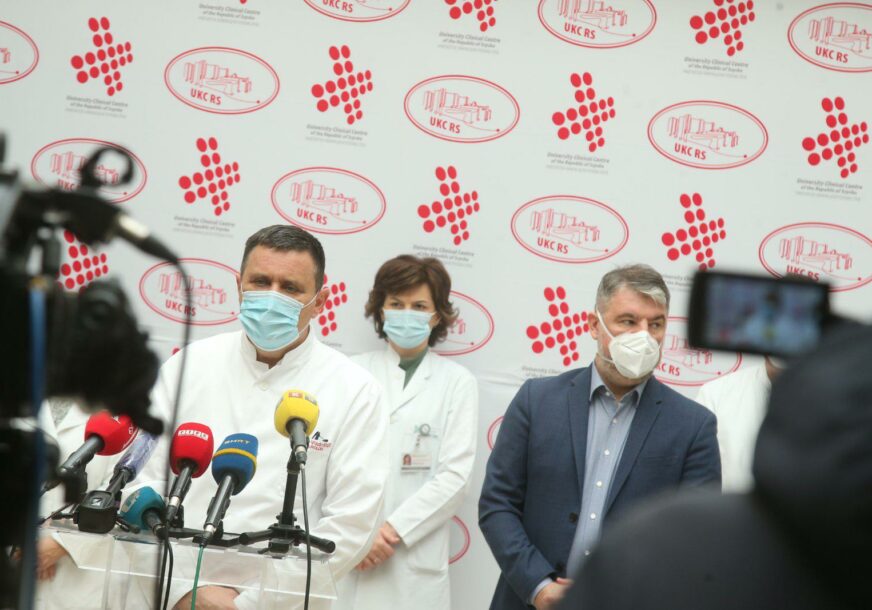 ŠERANIĆ OBIŠAO UKC SRPSKE Hospitalizovano 455 oboljelih od korone, preko 50 pacijenata na respiratorima (FOTO)