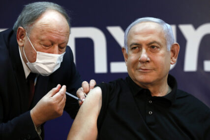 “ŽELIM BITI PRIMJER STANOVNIŠTVU” Netanjahu prvi primio vakcinu protiv korona virusa