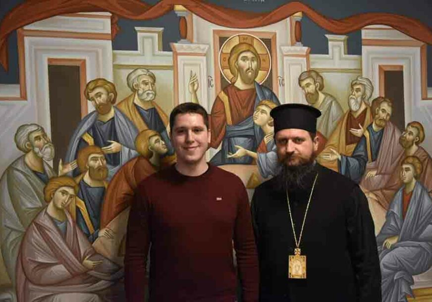 "NESEBIČNA LJUBAV I BRIGA ZA NAROD U KRAJINI" Sin Aleksandra Vučića posjetio manastir Rmanj