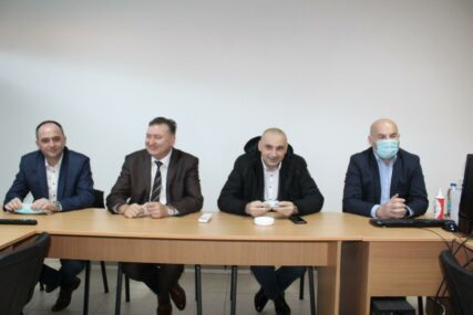 “ZNAČAJAN FAKTOR NA POLITIČKOJ SCENI” Formiran Inicijativni odbor Narodne partije Srpske u Loparama