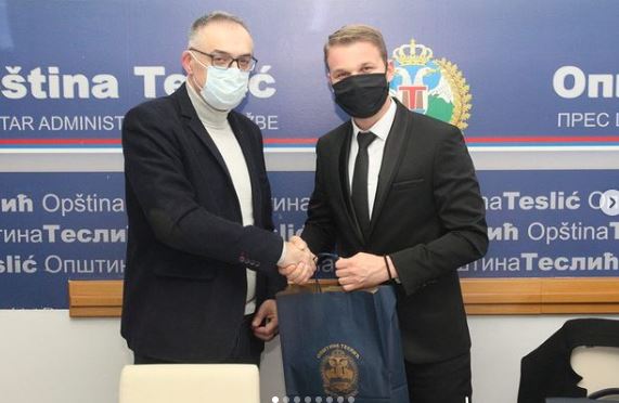 DOŠAO U TESLIĆ PO SAVJET Stanivuković u posjeti kod Miličevića (FOTO)
