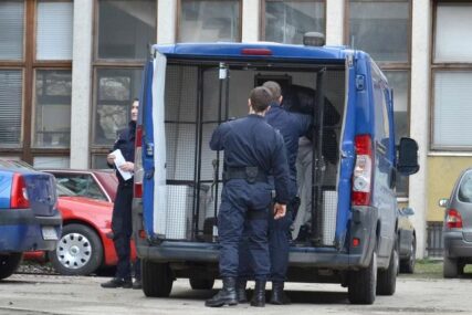 FALSIFIKOVALI PCR TESTOVE Dva muškarca uhapšena dok su ilegalno pokušavali da uđu u Hrvatsku