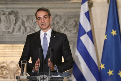 “APSOLUTNI PRIORITET MINISTARSTVA” Grčka razvija plan za vakcinaciju građana u 1018 centara