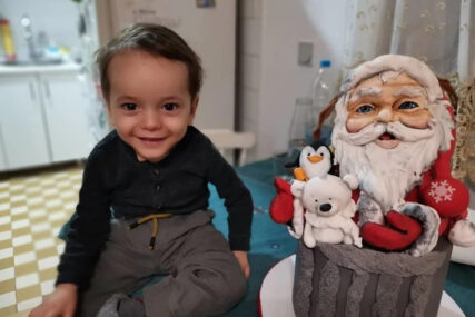 Mihailo će uskoro napuniti dvije godine i JEDINO ŠTO BI TRAŽIO od Djeda Mraza jeste da BUDE ZDRAV