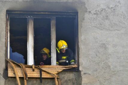 BUKTINJA SE NEMILOSRDNO ŠIRILA Izbio požar u domu za stare, poginulo 11 ljudi