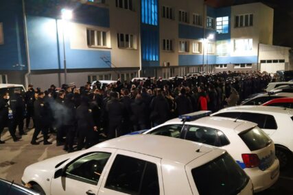 NA TERENU 250 POLICAJACA U toku velika akcija u BiH, pretresi na 17 lokacija (FOTO)