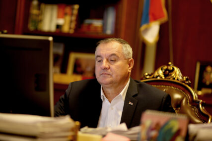 Višković: Vlada će nastaviti da pomaže poslovne subjekte kojima je onemogućen rad