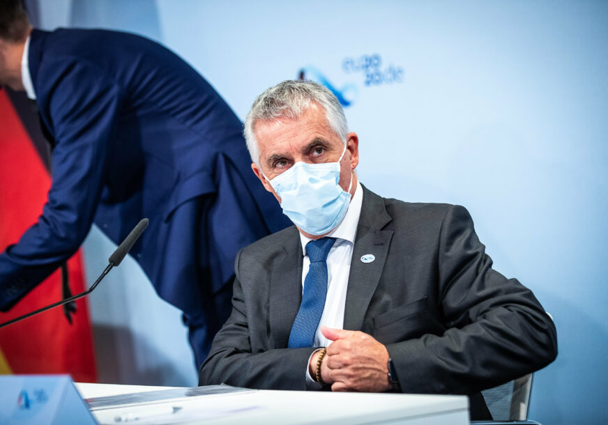 USRED PANDEMIJE Slovenački ministar zdravlja podnio ostavku
