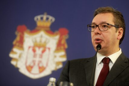 U PRVOJ TURI STIŽE 5.000 DOZA Vučić: Uskoro vakcinacija manjeg broja starijih ljudi