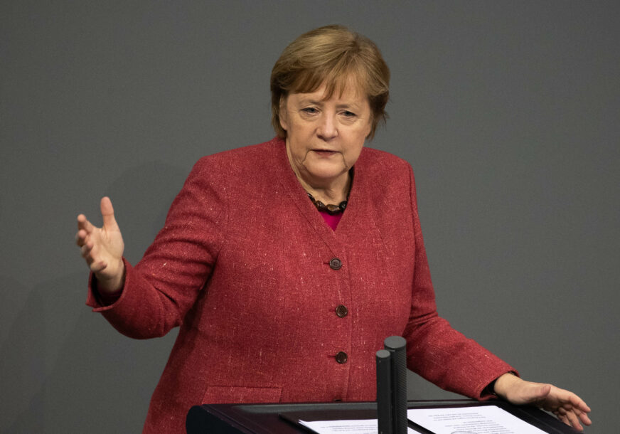LIDERI O BUDŽETU EU Merkel: Samit će pokazati da li postoji rješenje