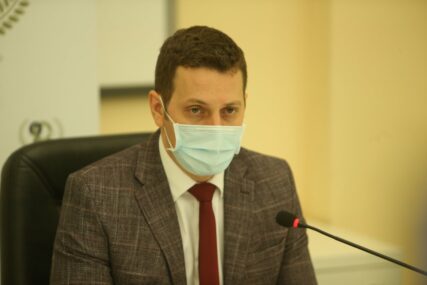 NOVI KORONA UDARAC SRPSKOJ Preminula 22 pacijenta, zaraženo još 180 građana