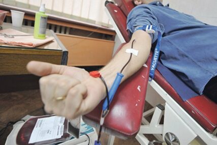 TEČNOST KOJA ŽIVOT ZNAČI U ponedjeljak u Istočnom Sarajevu akcija dobrovoljnog davanja krvi