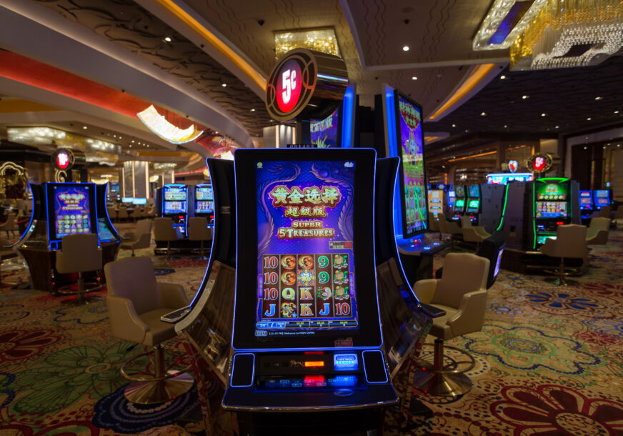 "PRAVO PRAZNIČNO ČUDO" Muškarac u Las Vegasu osvojio džekpot od 15,5 miliona dolara na Badnje veče (FOTO)