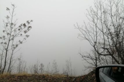 OTEŽANA POTRAGA ZA AVIONOM Kozara u magli, vidljivost nikakva (FOTO, VIDEO)