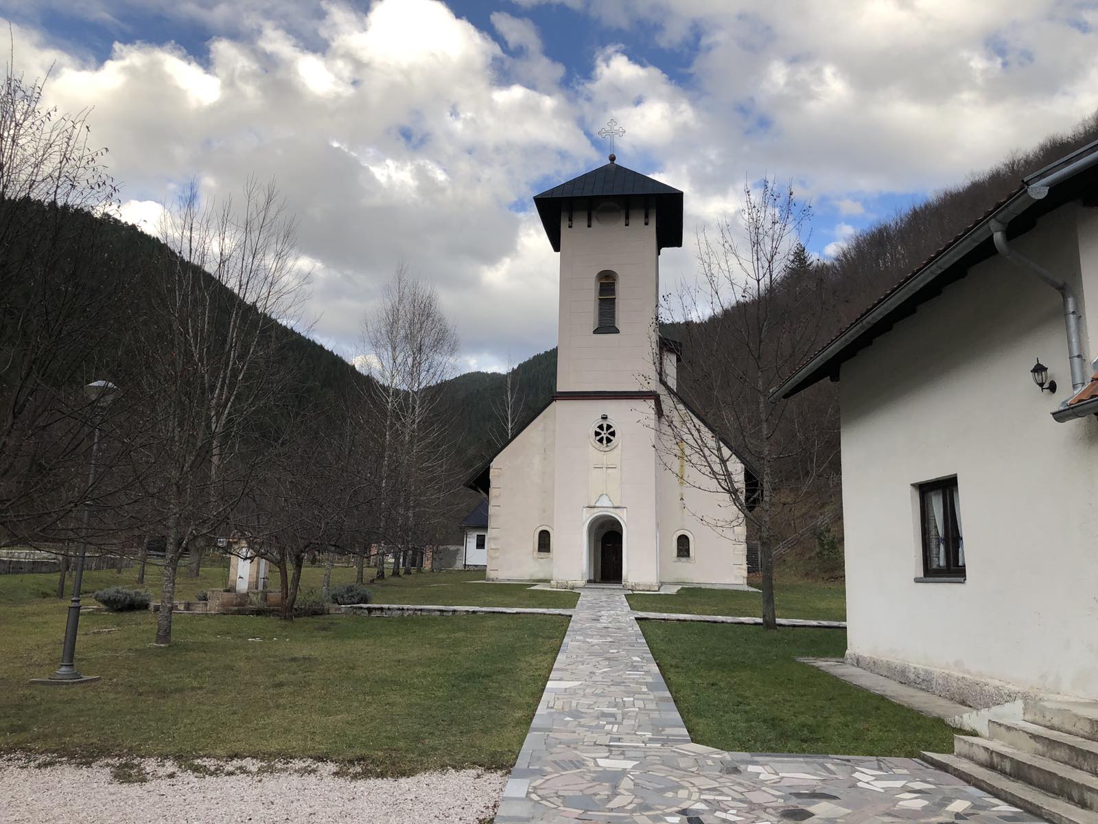 KAKO JE NAROD NADMUDRIO VEZIRA Manastir Glogovac, u kome je ubijen