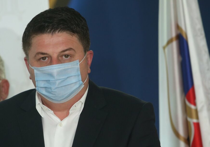 Radović zahvalio Vučiću za donaciju vakcina: Srbija pokazala humanost u borbi protiv korone
