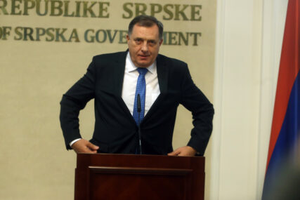 PRONAŠLI RESURSE Dodik: Srpska u nemogućim uslovima povećala plate