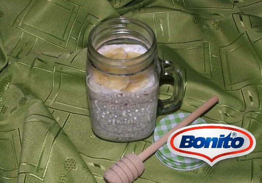 ZDRAVI DORUČAK Čia puding sa bananom