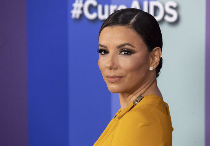 ONA BLISTA Eva Longorija održala lekciju stila (FOTO)