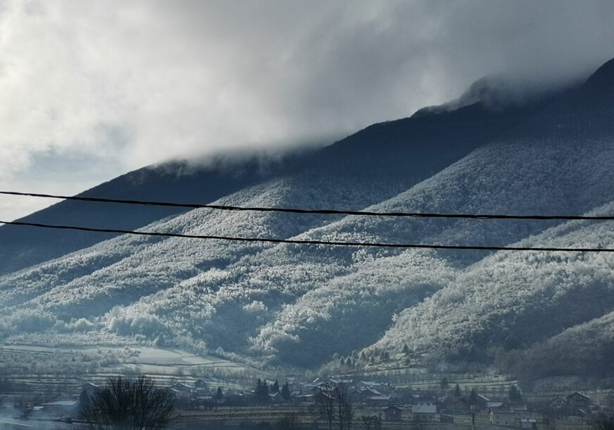 VEĆ DUŽE OD SEDAM DANA Bez struje deset planinskih sela u Srbiji