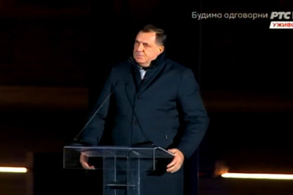 Dodik na svečanosti otkrivanja spomenika Stefanu Nemanji: "Srbi su davno shvatili da BEZ DRŽAVE NEMA SLOBODE"