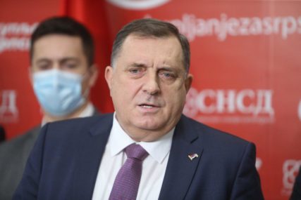 "DOKAŽITE DA JE UKRADENA I IZVINIĆU SE" Dodik tvrdi da situacija sa ikonom obračun političkog Sarajeva