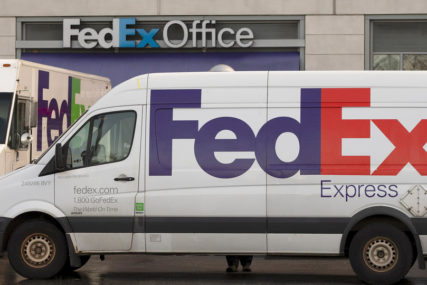 KORONA POMRSILA KONCE Američki FedEx otpušta 6.300 zaposlenih u Evropi
