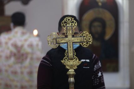 GRČKA DANAS OBILJEŽAVA BOGOJAVLJENJE U crkvama održane službe uprkos zabranama