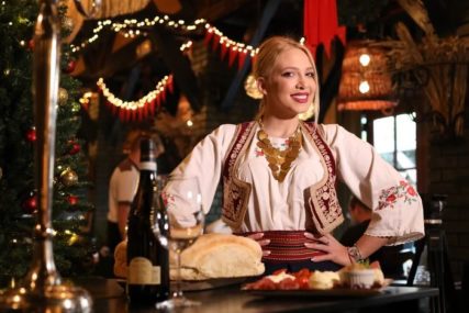 "ŽELIM LJUBAV I BEBU" Milica Todorović otkrila kako slavi Božić i koje su joj želje u 2021. godini