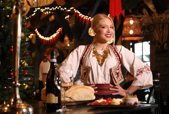 "ŽELIM LJUBAV I BEBU" Milica Todorović otkrila kako slavi Božić i koje su joj želje u 2021. godini